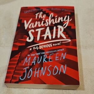 THE VANISHING STAIR BY MAUREEN JOHNSON